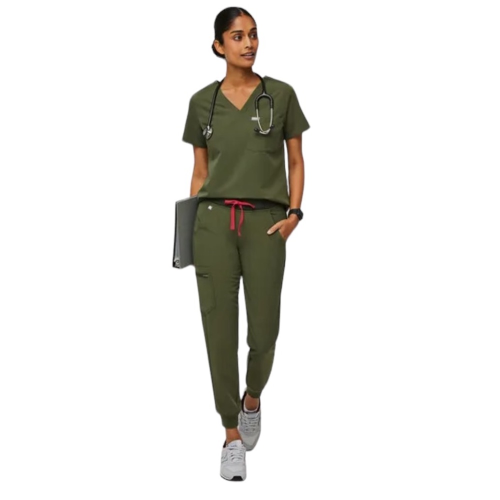 FIGS Limited Edition Zamora Joggers in Dark Olive - SZ S